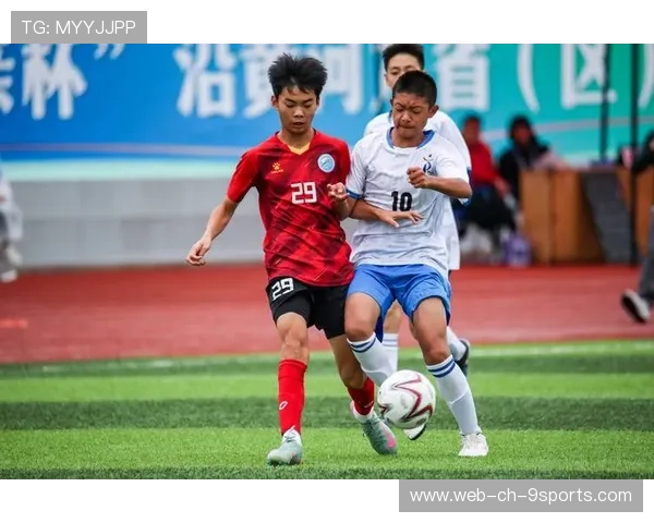 “全国青少年足球交流赛在广州顺利举行”，2020全国青少年足球